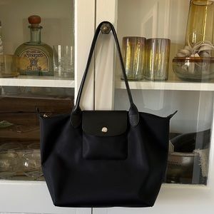 Authentic Longchamp all black planetes shoulder bag slim zipper